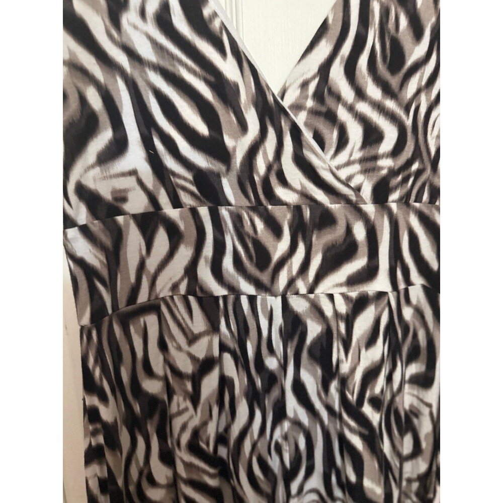 Sun Dress - Picture 3 of 3